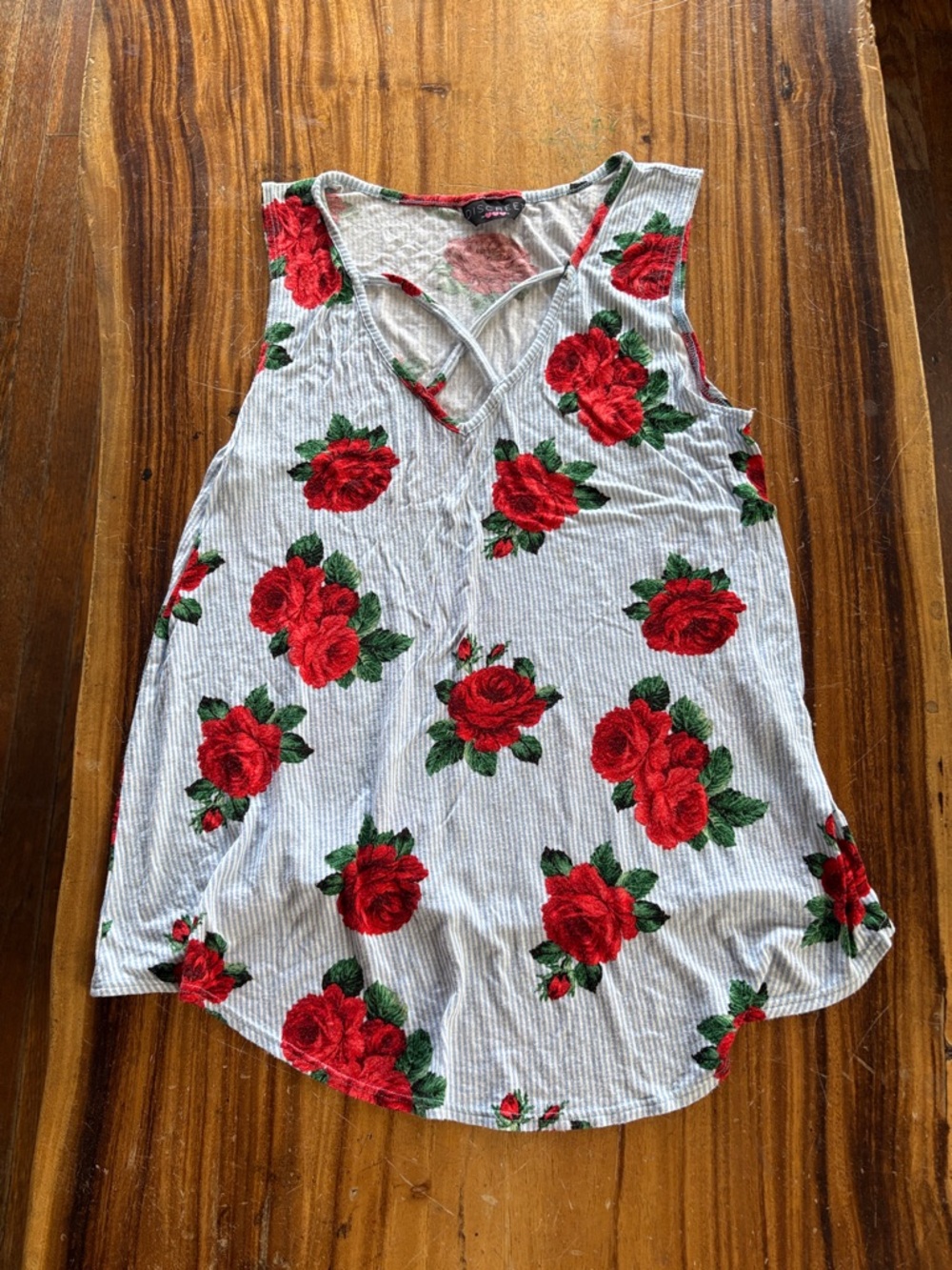 DISCREET Tank top light blue stripe and red roses print